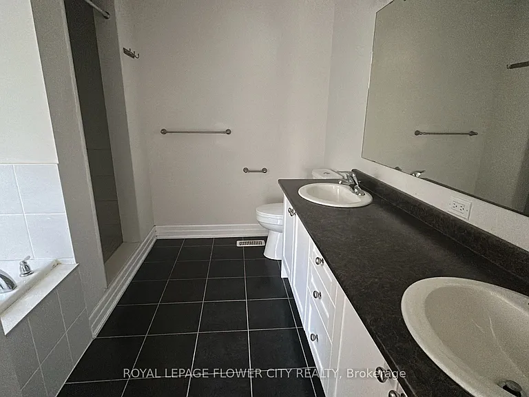 1765 Shelburne St — Photo 20