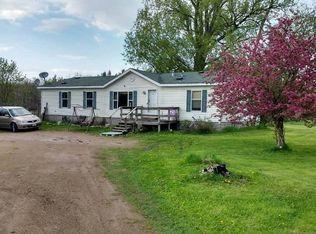 N8628 State Road 49, Iola, WI 54945