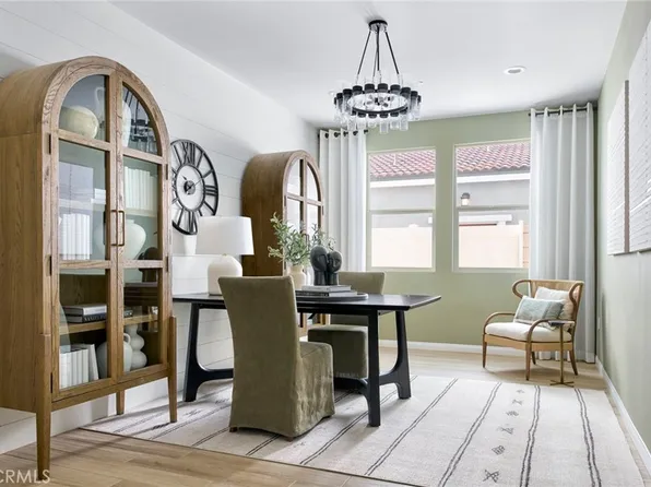 25178 Banded Hills Dr, Menifee, CA 92585