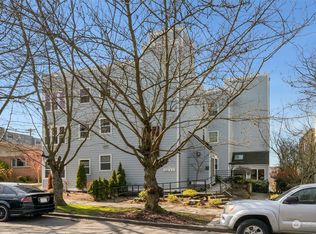 6547 42nd Ave SW #301, Seattle, WA 98136