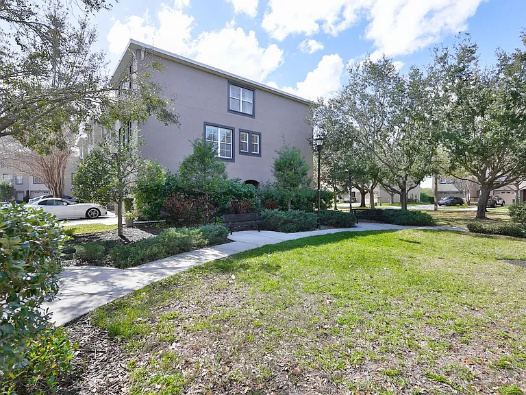 1307 Salem Orchard Ln #TOWNHOUSE — Photo 33