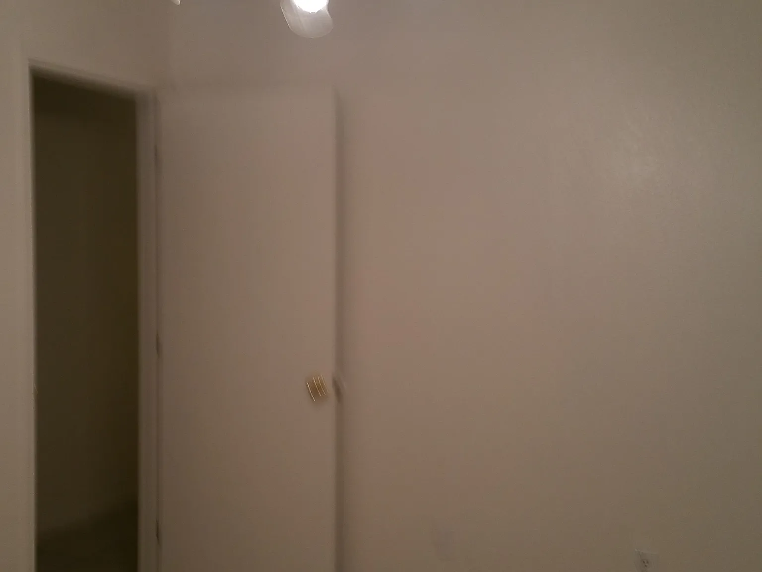 3 bed, 1100 sqft, $2,450 — Photo 3