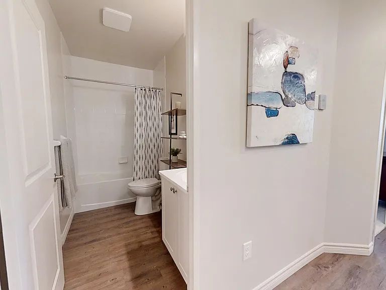 835 Chelton Rd — Photo 20