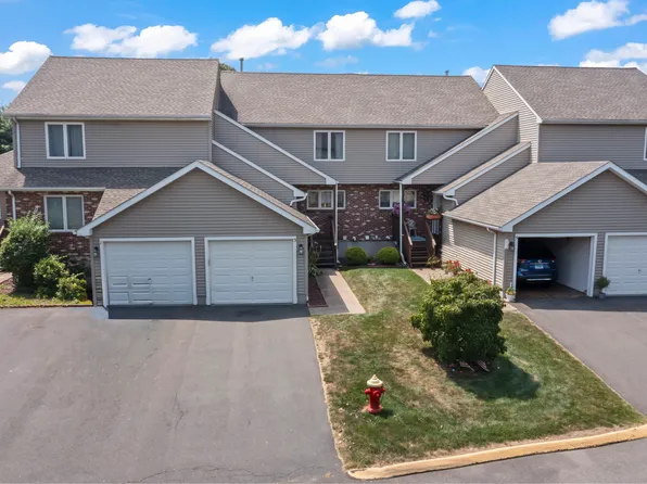 3 Mallard Lane #3, Newington, CT 06111