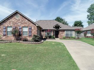 1812 S Lions Ave, Broken Arrow, OK 74012