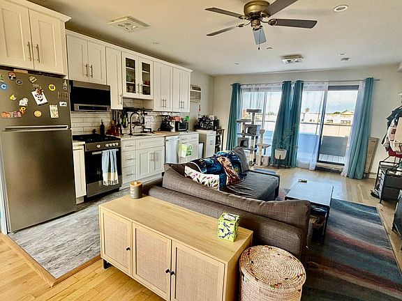 2nd image of 20-50 29th St #4