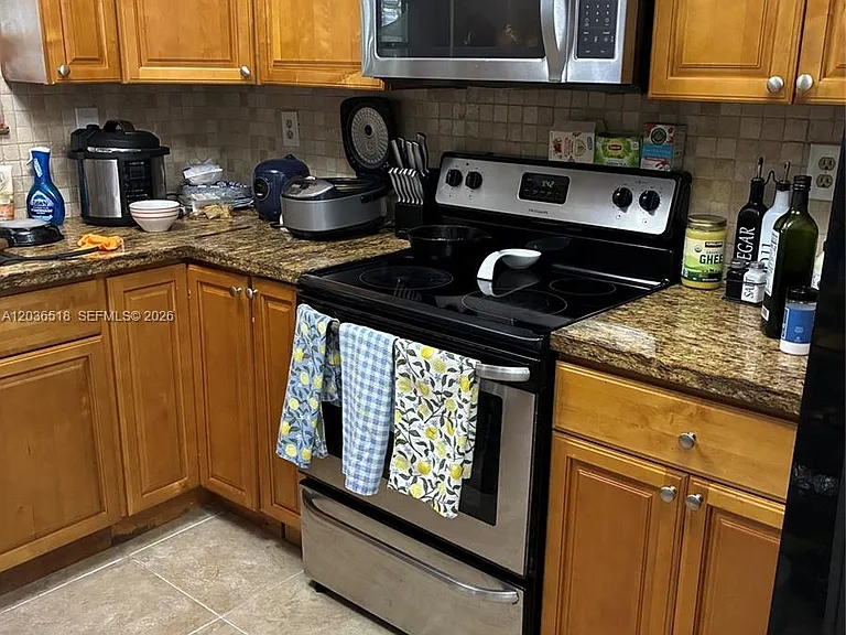 2441 SW 111th Ave #2441 — Photo 6