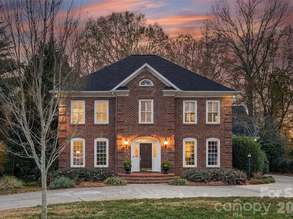 4026 Sharon View Rd, Charlotte, NC 28226