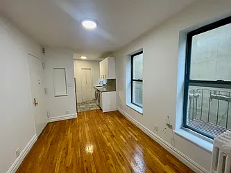 631 East 11th Street, #11