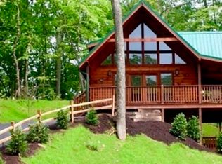 933 High Mountain Way, Gatlinburg, TN 37738