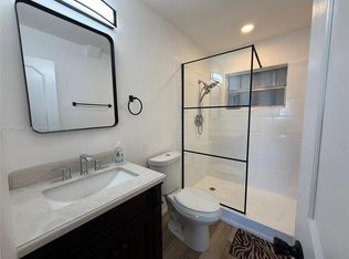 4310 NW 12th Ct APT 302, Lauderhill, FL 33313