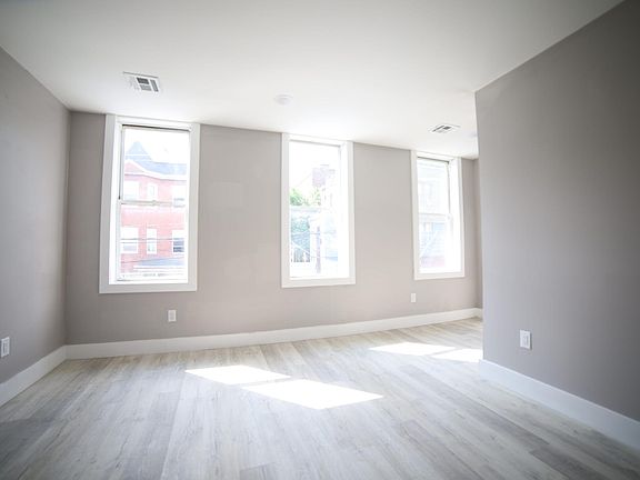5th image of 400 Baldwin Ave Floor 2