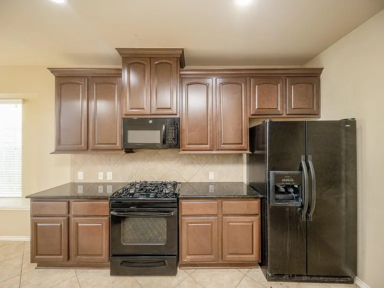 4019 Windmill Creek Dr — Photo 12