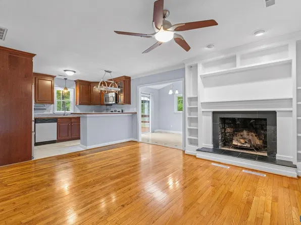 3294 Buck Island Rd, Charlottesville, VA 22902