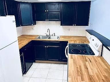 2nd image of 17054 E Tennessee Dr APT 105
