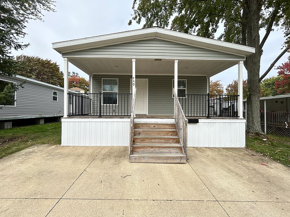 1st image of 449 Westwoods