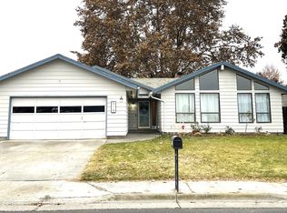 515 W Moore Ave, Hermiston, OR 97838