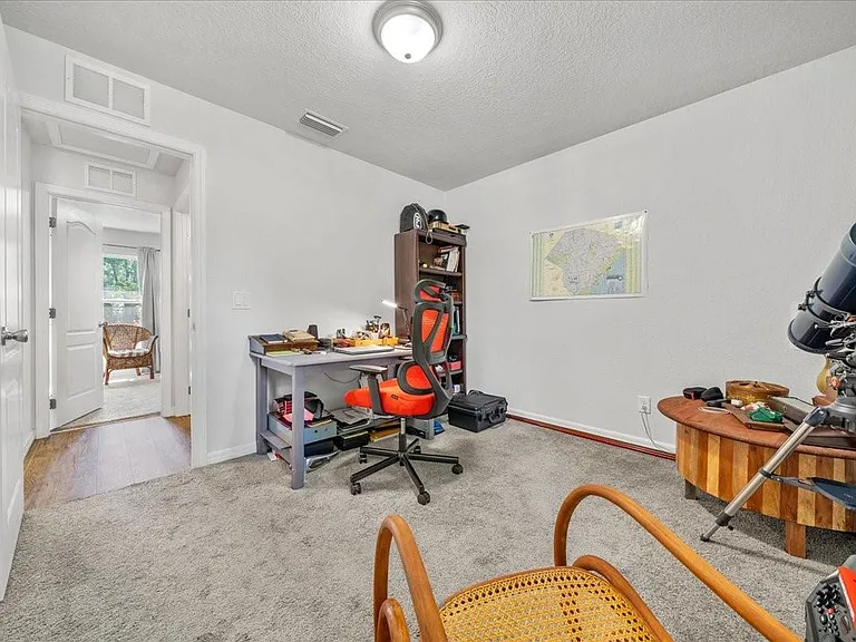 543 N Rooks Ave — Photo 10