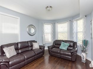 1431 N Springfield Ave #2D, Chicago, IL 60651