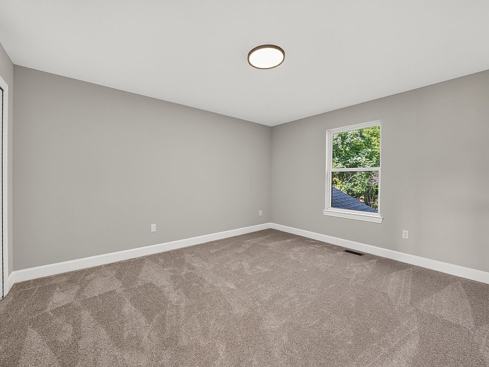 5850 Windrift Ct, photo 26