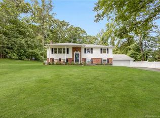 37 Rita Dr, New Fairfield, CT 06812