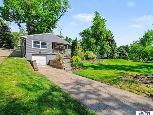 3525 N 81st St, Omaha, NE 68134
