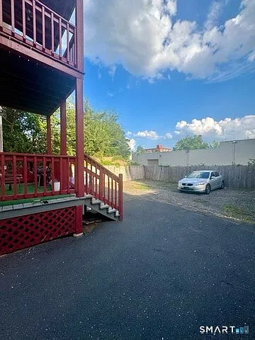 1 bed, 700 sqft, $1,300 — Photo 2