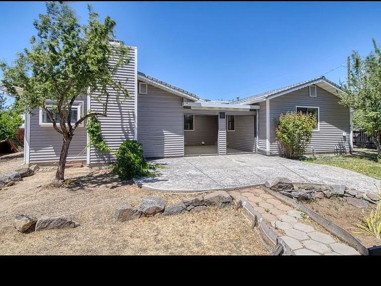 1985 Ponderosa Dr — Photo 16