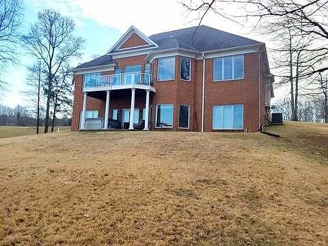 3rd image of 1033 Sweet Gum Ln