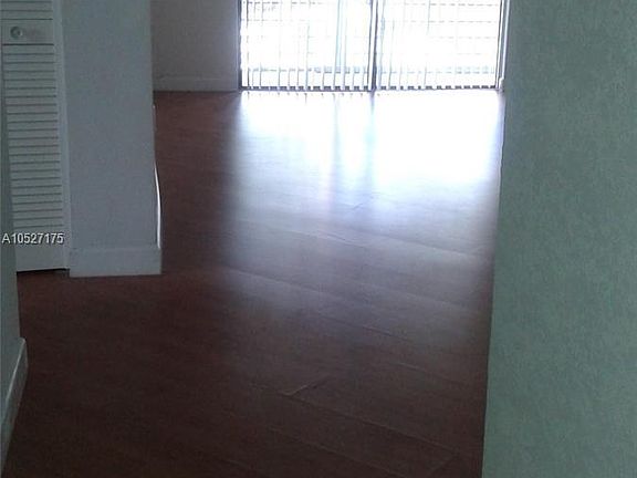 2nd image of 1812 N Lauderdale Ave