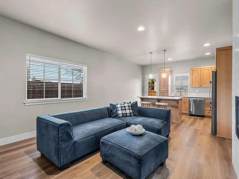 63286 NW Ski Ln — Photo 5