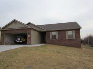 225 Cedar Meadows Dr, Jackson, MO 63755