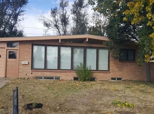 908 Windmill Rd, Cheyenne, WY 82001