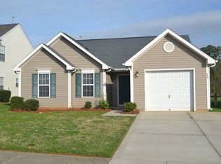 711 Almora Dr, Charlotte, NC 28216