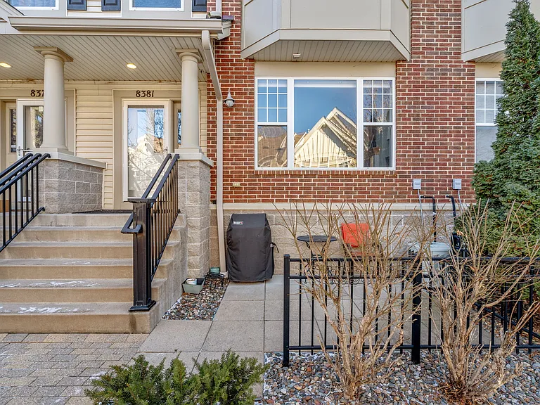 8381 Townsend Dr — Photo 23