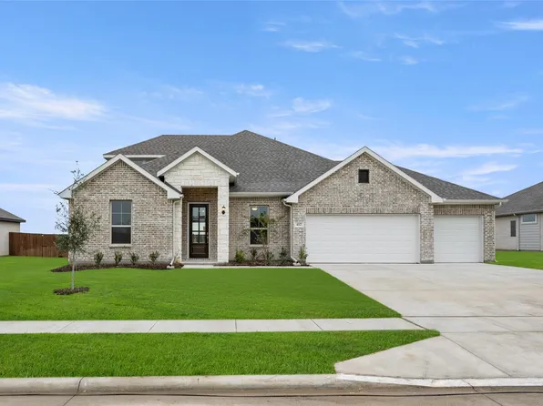 412 Basalt Dr, Azle, TX 76020
