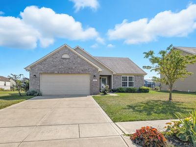 4353 W Parkway Ct, New Palestine, IN, 46163
