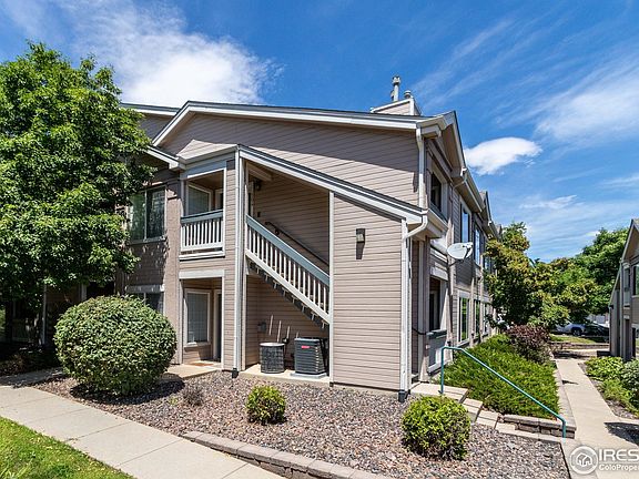 2nd image of 1116 Opal St #204