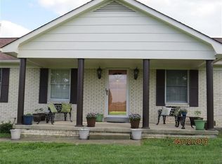 5860 Van Meter Rd, Winchester, KY 40391