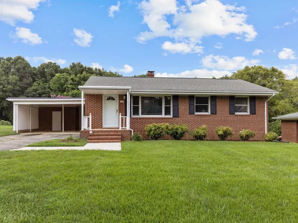 210 Grove St, Oxford, NC 27565