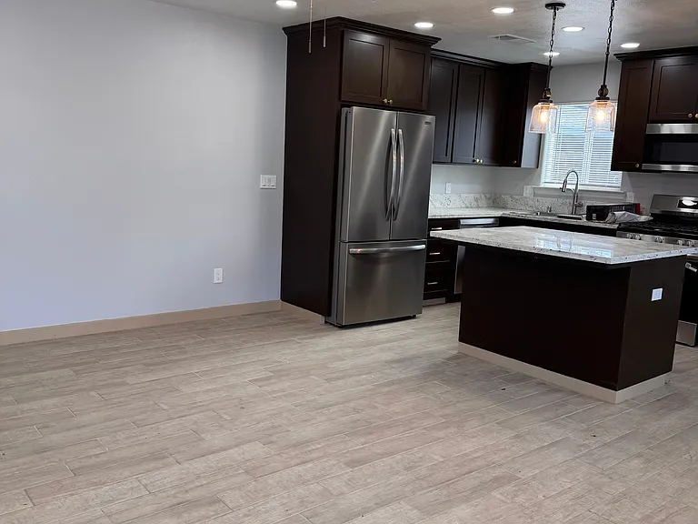 3874 E Ashlan Ave — Photo 8