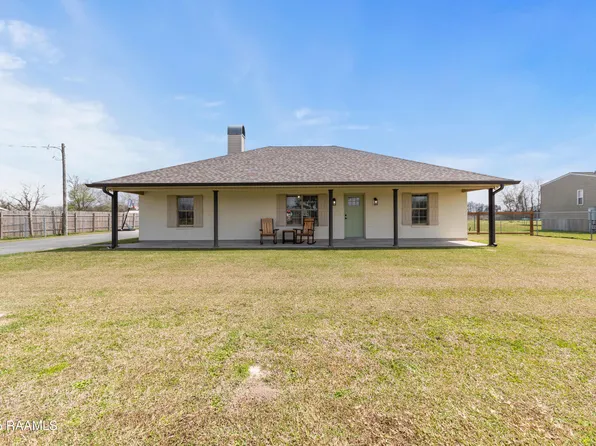 305 Reggie Rd, Duson, LA 70529