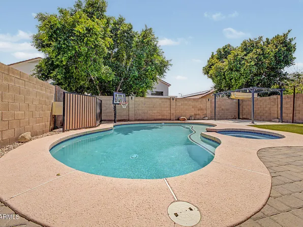 3823 W VILLA LINDA Drive, Glendale, AZ 85310
