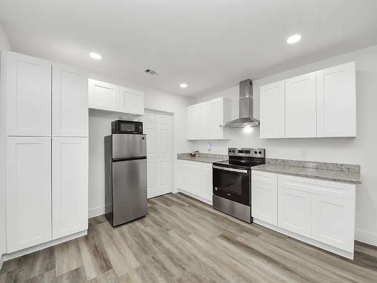 3029 Beulah St — Photo 12