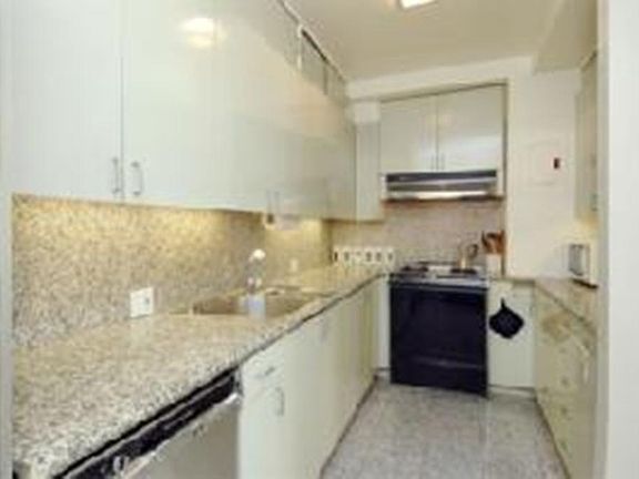 5th image of 253-263 W 73rd St
