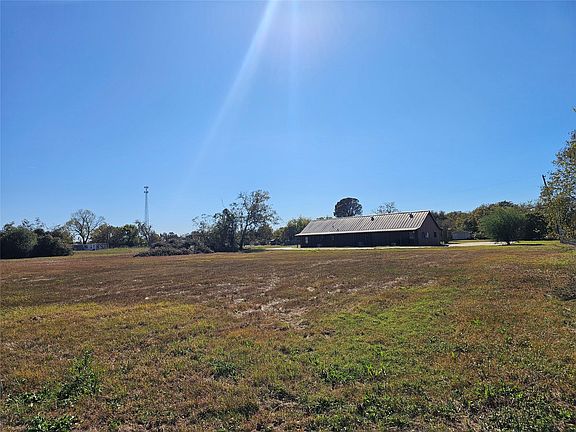 4th image of Gun Range Rd