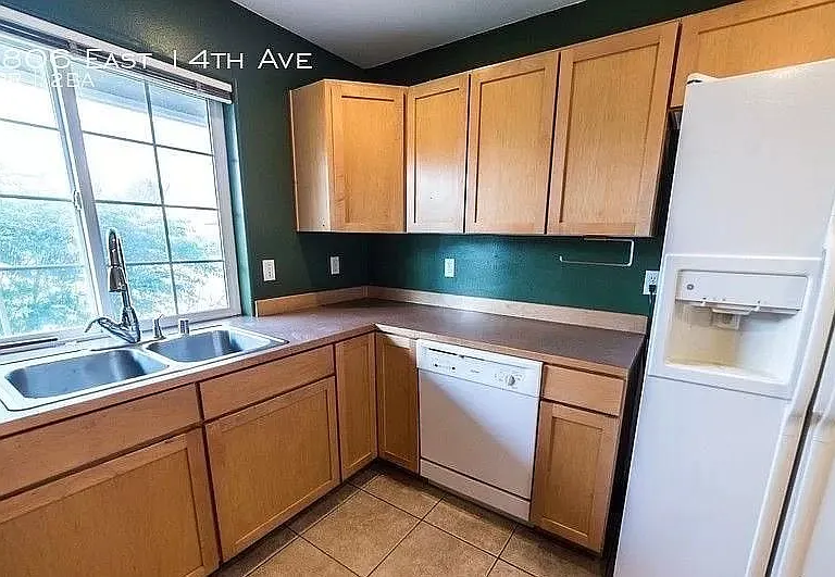1806 E 14th Ave — Photo 5