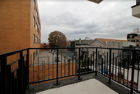 Rented by Hagstrom Management Inc | media 49