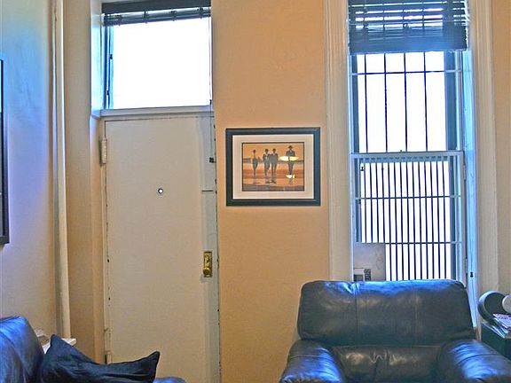 5th image of 233 E 88th St APT 1W