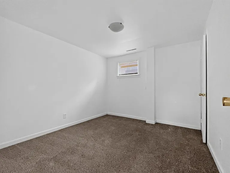 1321 N 25th St — Photo 16